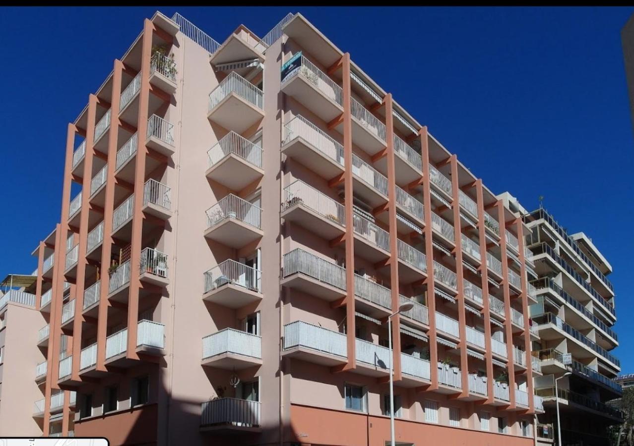 Spacious Apartment In The Heart Of Juan Les Pins ! 외부 사진